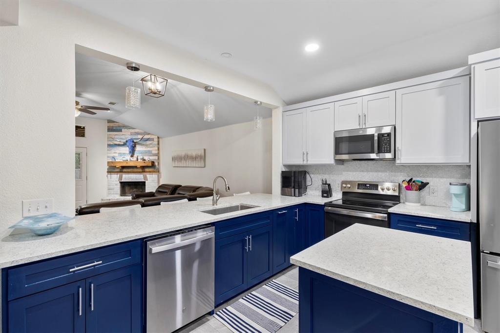 712 Kerwin Court