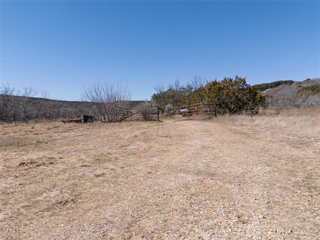 AB 1977 TR 1ALEX STRINGER - Land