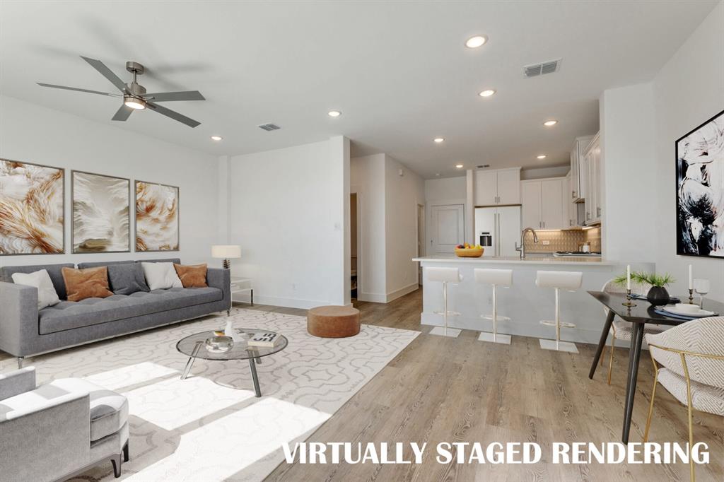 2560 Campden Mews