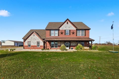 102 Van Meter Drive Aurora TX 76078