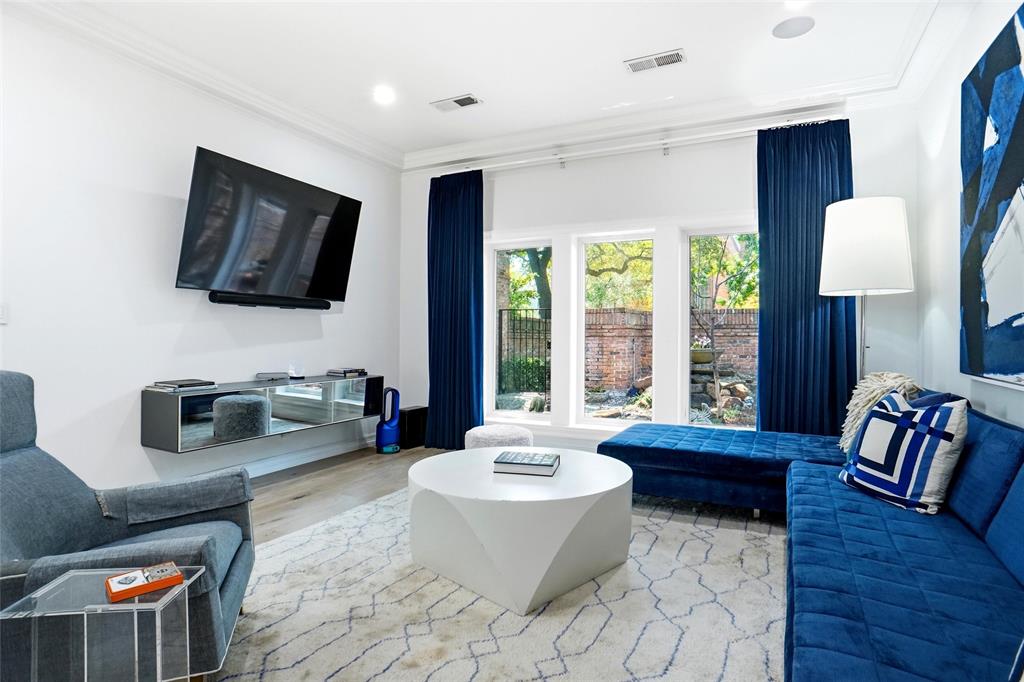 4356 Westside Drive