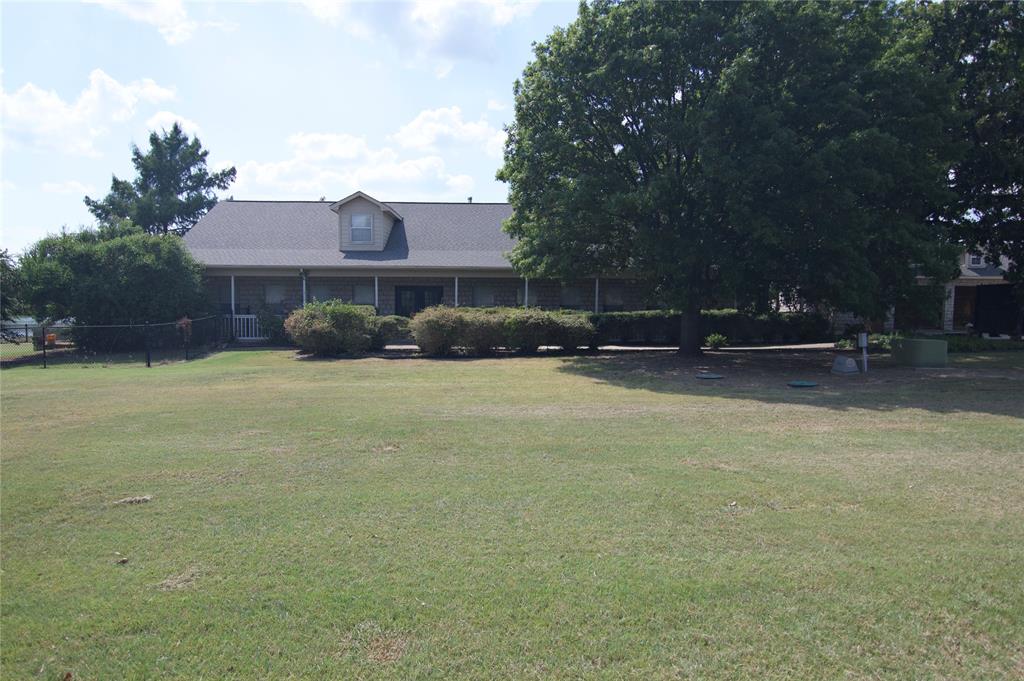10901 S FM 1187