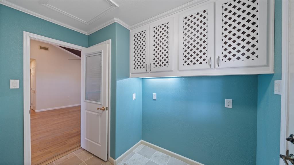 Acres 5.851, ABST: 328, SUR: J GIMBLE - Residential