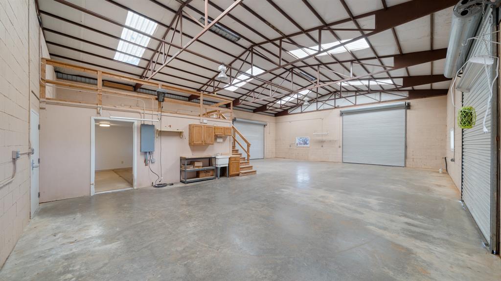 Acres 5.851, ABST: 328, SUR: J GIMBLE - Residential