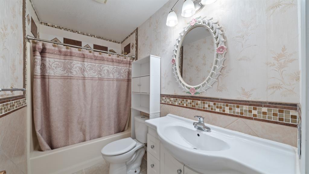 Acres 5.851, ABST: 328, SUR: J GIMBLE - Residential