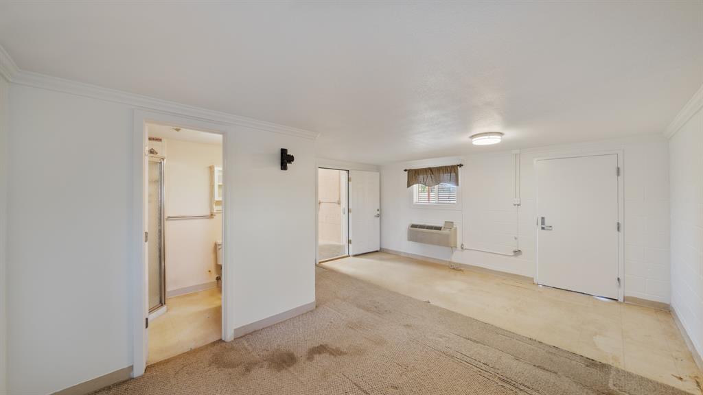 Acres 5.851, ABST: 328, SUR: J GIMBLE - Residential