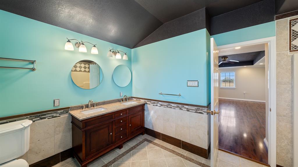 Acres 5.851, ABST: 328, SUR: J GIMBLE - Residential