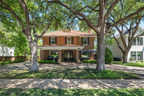 1317 Virginia Place Fort Worth TX 76107