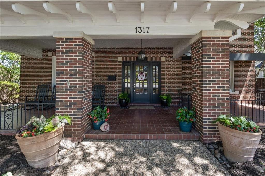 1317 Virginia Place