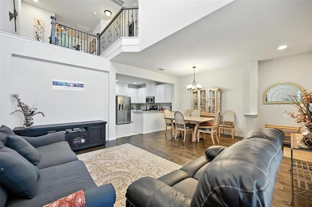 3923 Cascade Drive