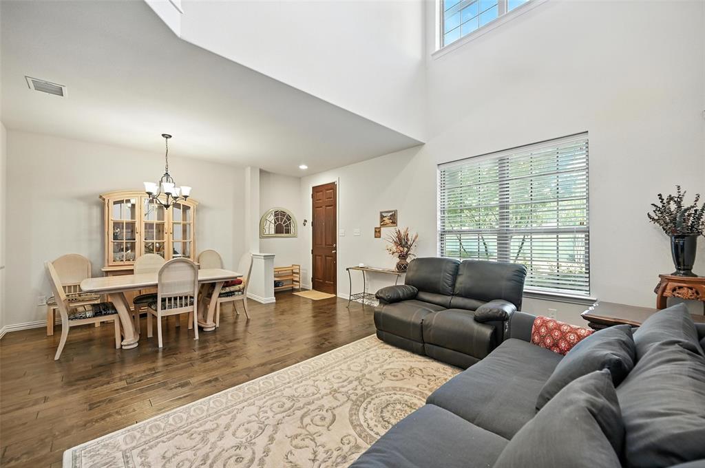 3923 Cascade Drive