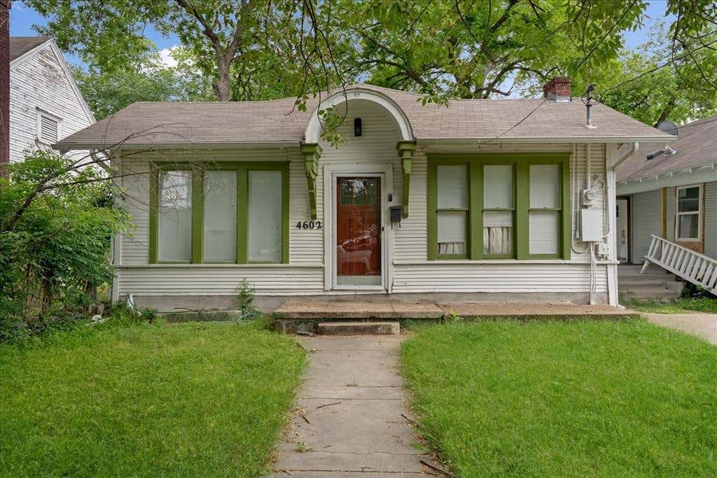 Photo of 4602 Junius Street, Dallas, TX 75246 (MLS # 21307445)