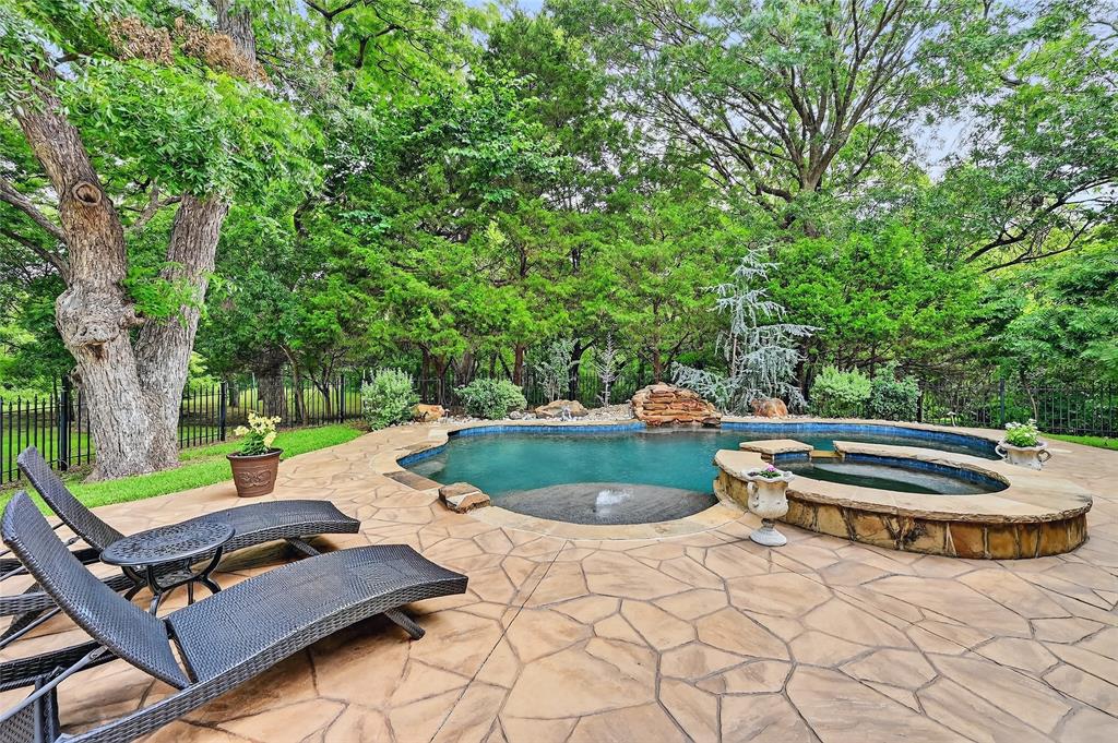 Forrest Glen - Residential