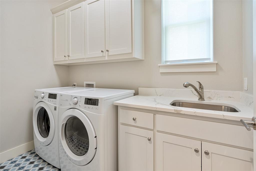 Pinnacle Club - Residential