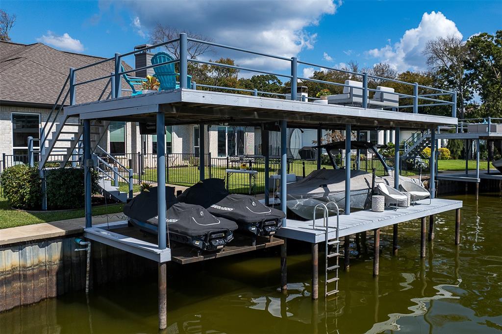 Pinnacle Club - Residential