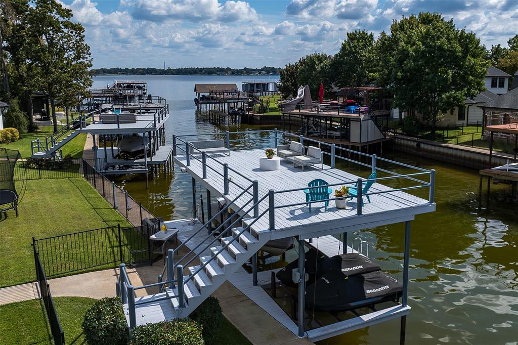 Pinnacle Club - Residential