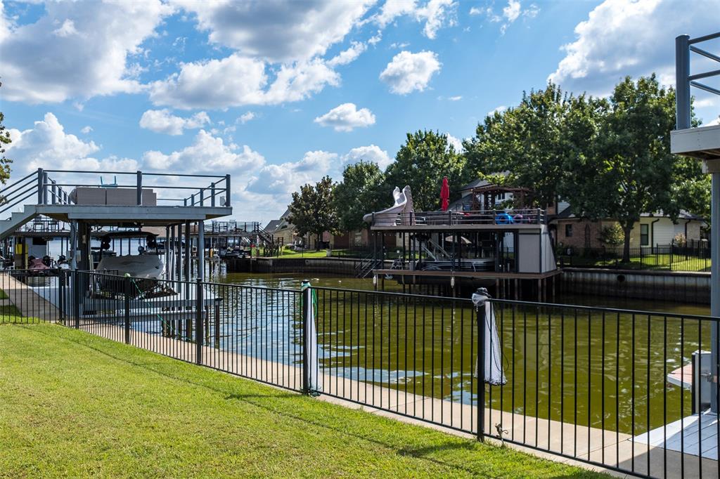 Pinnacle Club - Residential