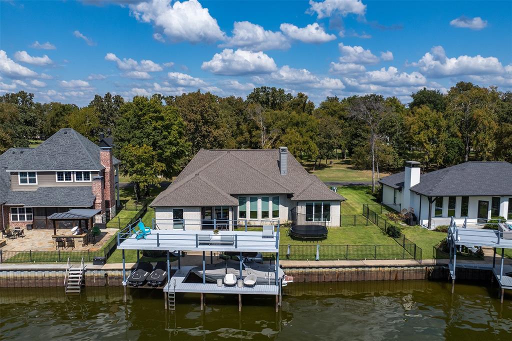 Pinnacle Club - Residential