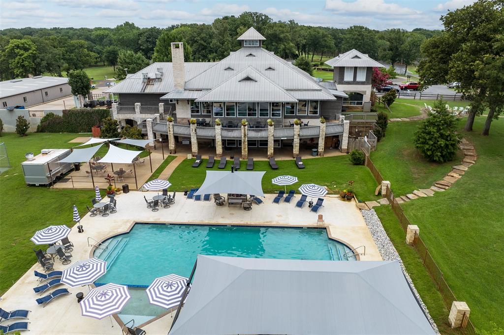 Pinnacle Club - Residential