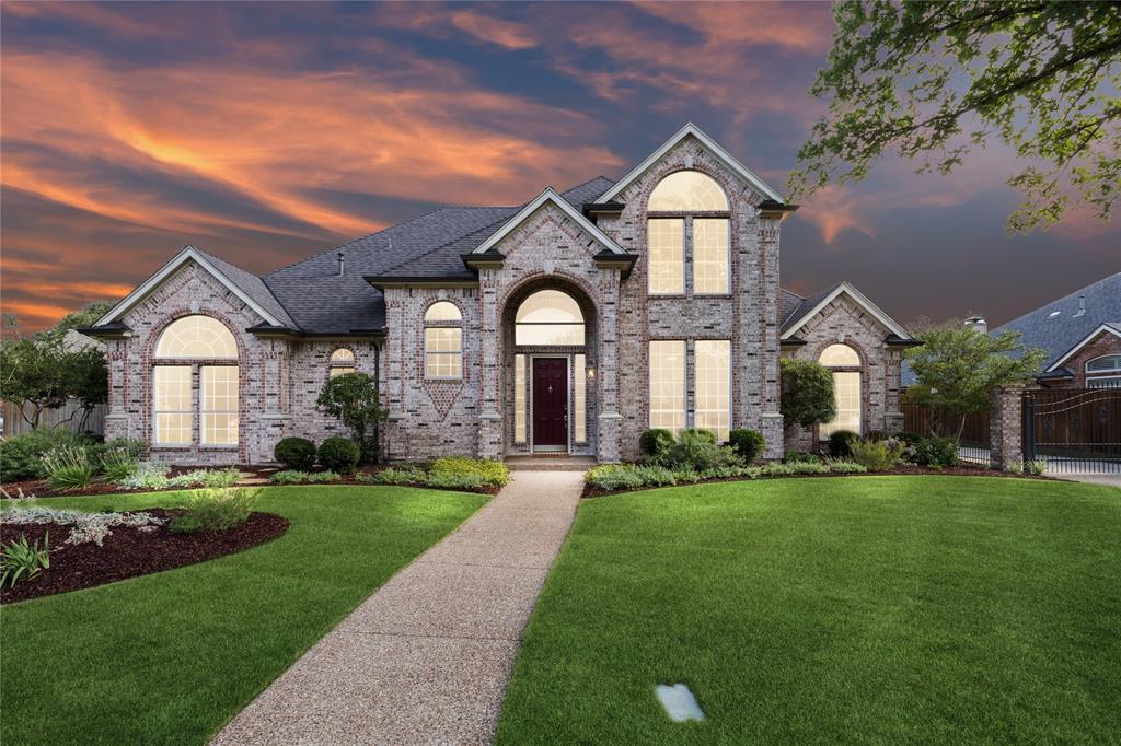 2010 Frances Drive