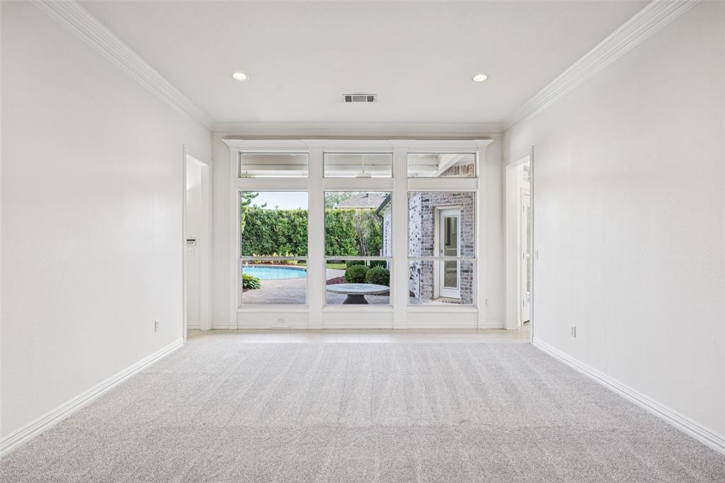 2010 Frances Drive
