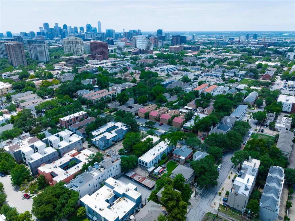 Holland Park Condo - Residential