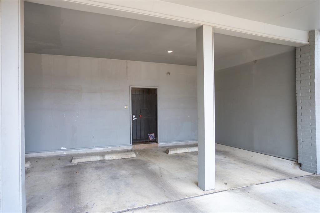 Holland Park Condo - Residential