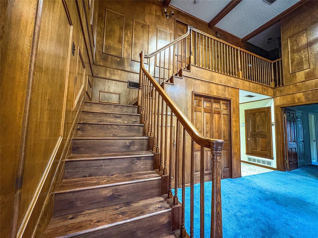 Oak Terrace - Residential