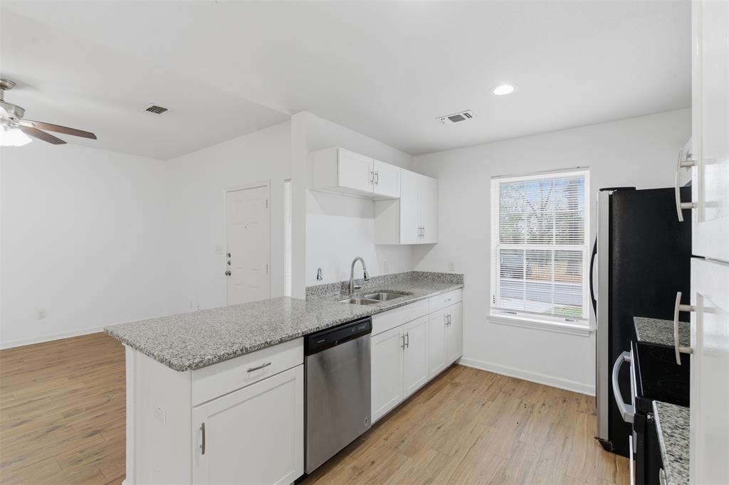 Stewarts 1st Add - Residential Lease