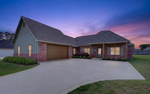 Photo of 125 Sitka Loop, Haughton, LA 71037 (MLS # 21267666)
