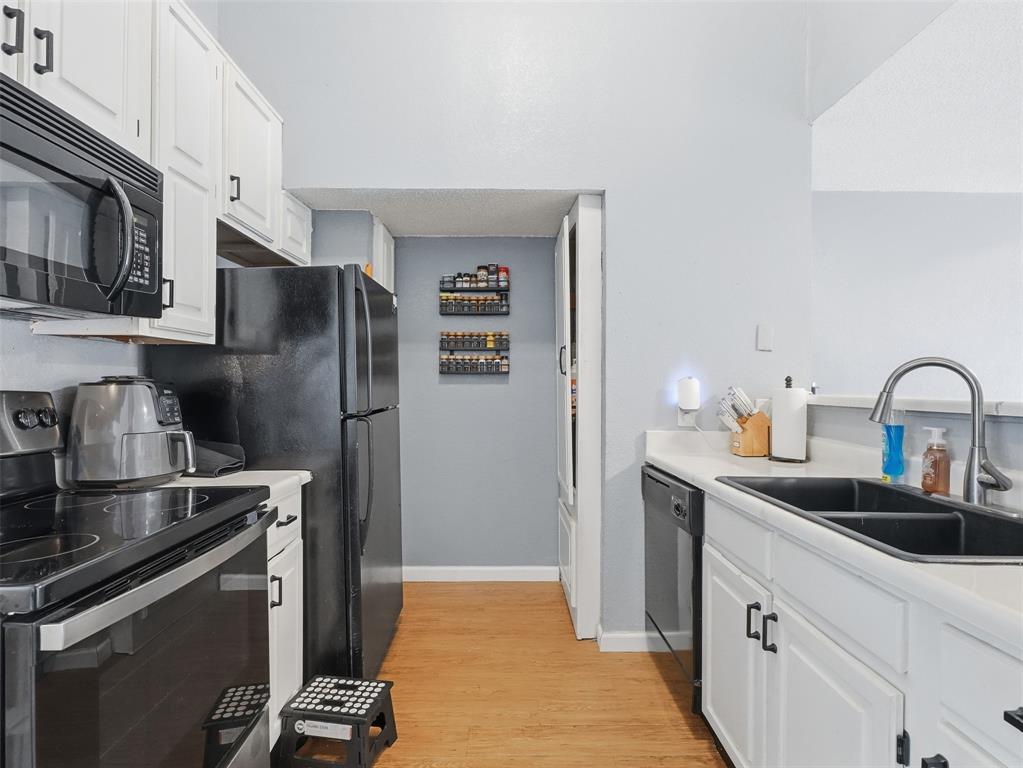 13217 Emily Road 3206