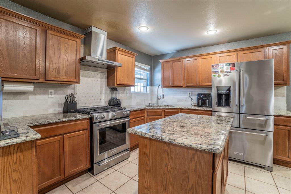 Joe A 02 Irvin - Residential