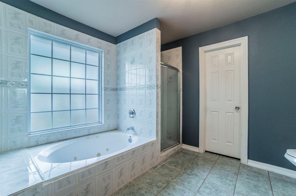 Joe A 02 Irvin - Residential