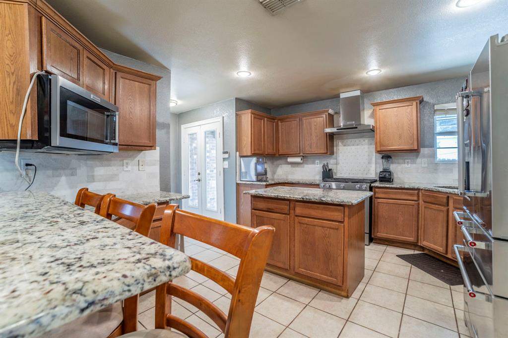 Joe A 02 Irvin - Residential