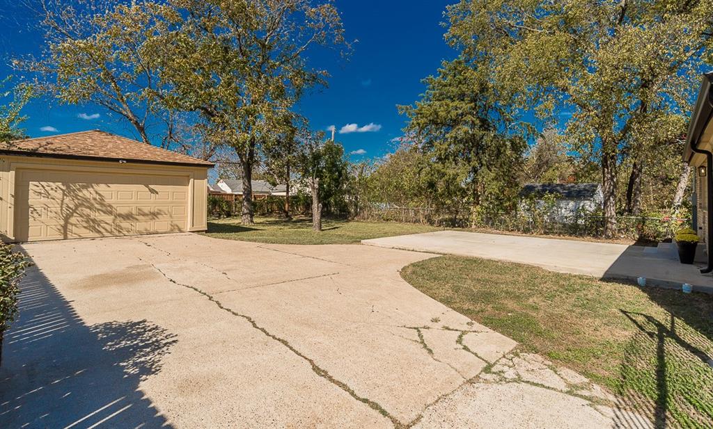 CEDAR CREST - Residential