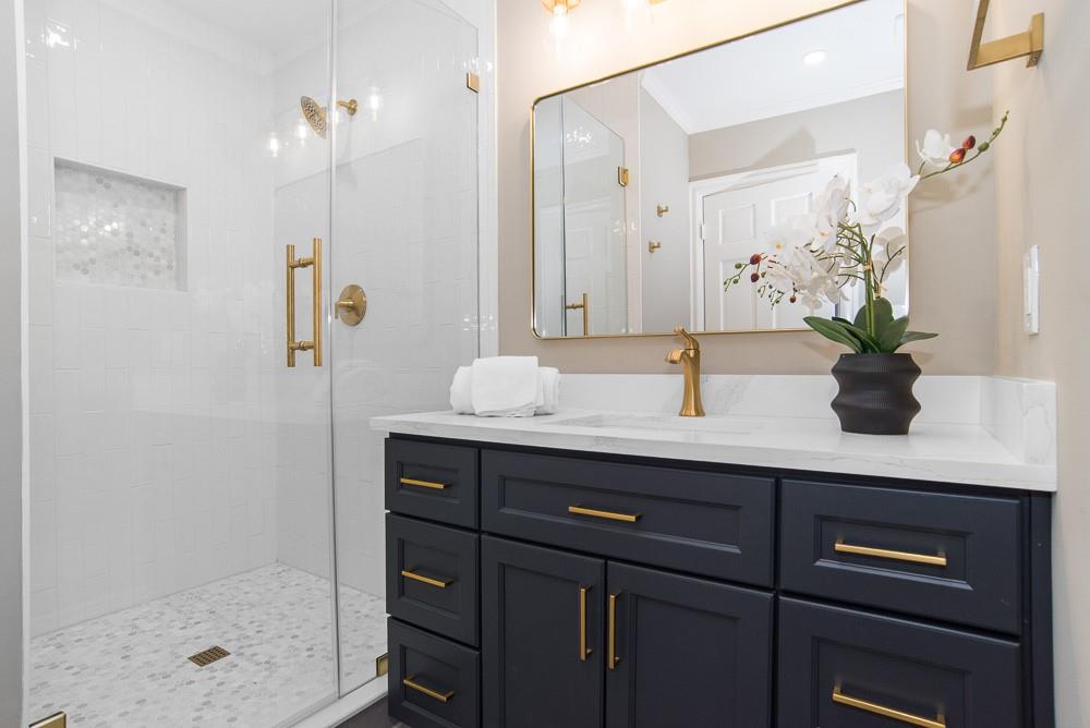 CEDAR CREST - Residential