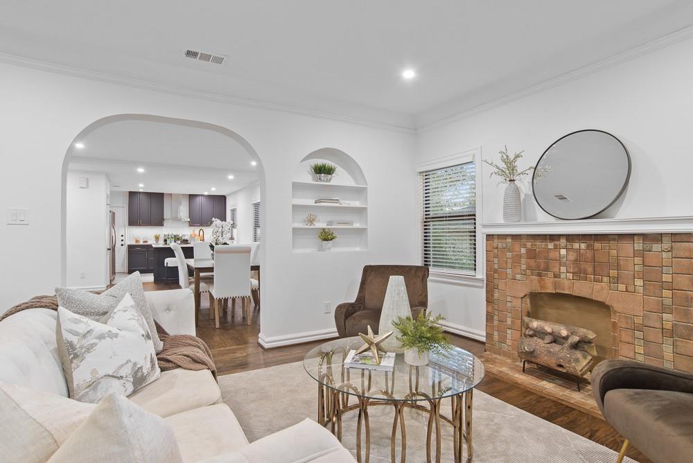 CEDAR CREST - Residential