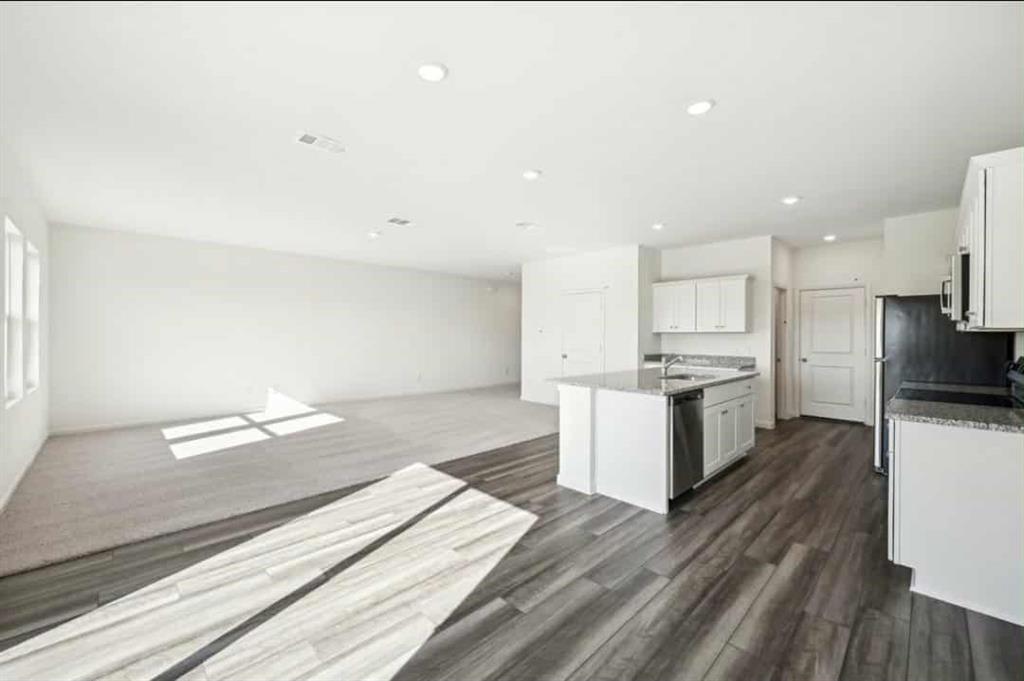 Meadow Park - Residential Lease