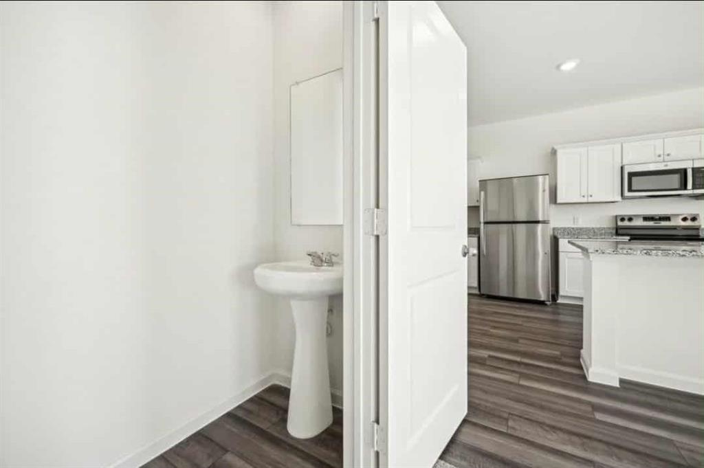 Meadow Park - Residential Lease