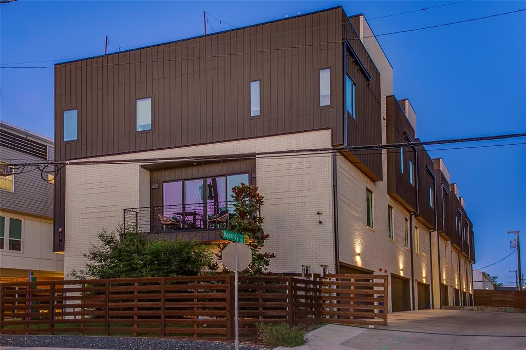 1936 Kearney Court