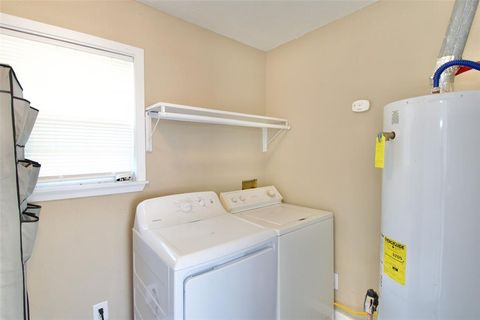 Tiny photo for 717 N 4th Avenue, Teague, TX 75860 (MLS # 21194501)