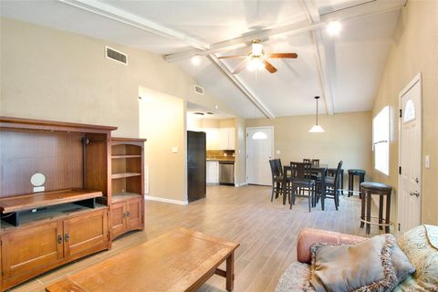 Tiny photo for 717 N 4th Avenue, Teague, TX 75860 (MLS # 21194501)