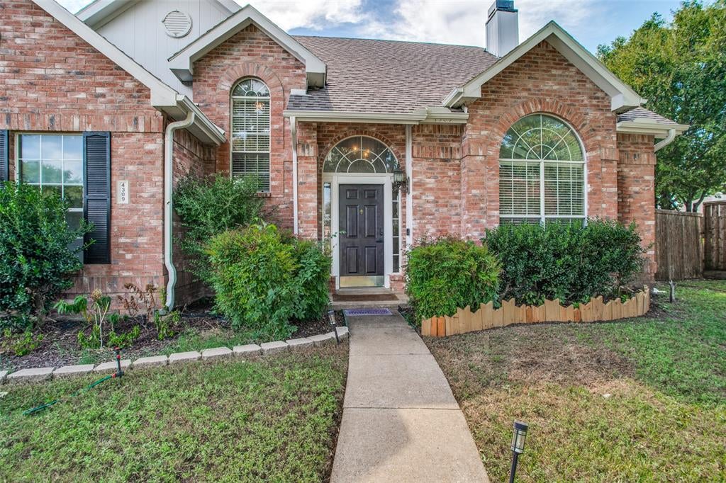 4309 Sarasota Lane
