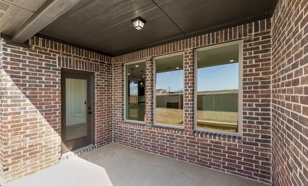 1326 Parkdale Street