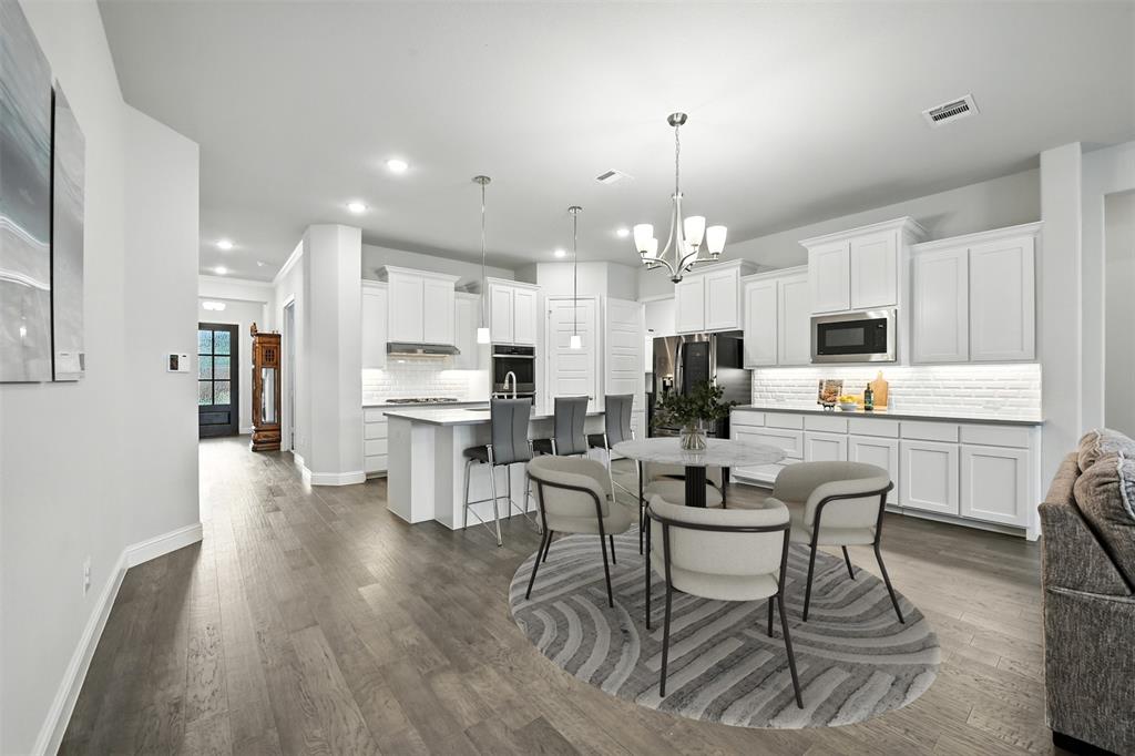 Flower Mound, Texas 76262, United States, 4 Bedrooms Bedrooms, ,3 BathroomsBathrooms,Residential,Active,173804