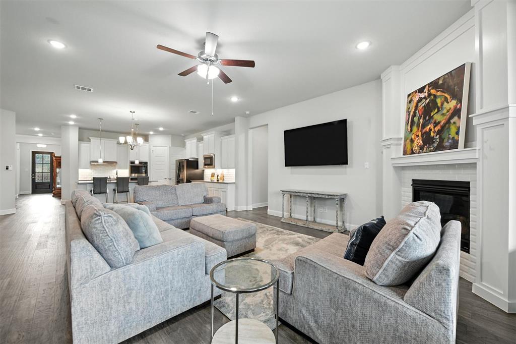 Flower Mound, Texas 76262, United States, 4 Bedrooms Bedrooms, ,3 BathroomsBathrooms,Residential,Active,173804