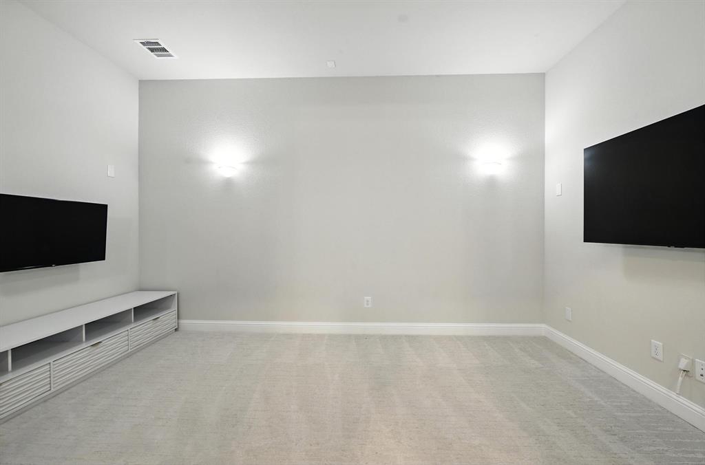 Flower Mound, Texas 76262, United States, 4 Bedrooms Bedrooms, ,3 BathroomsBathrooms,Residential,Active,173804