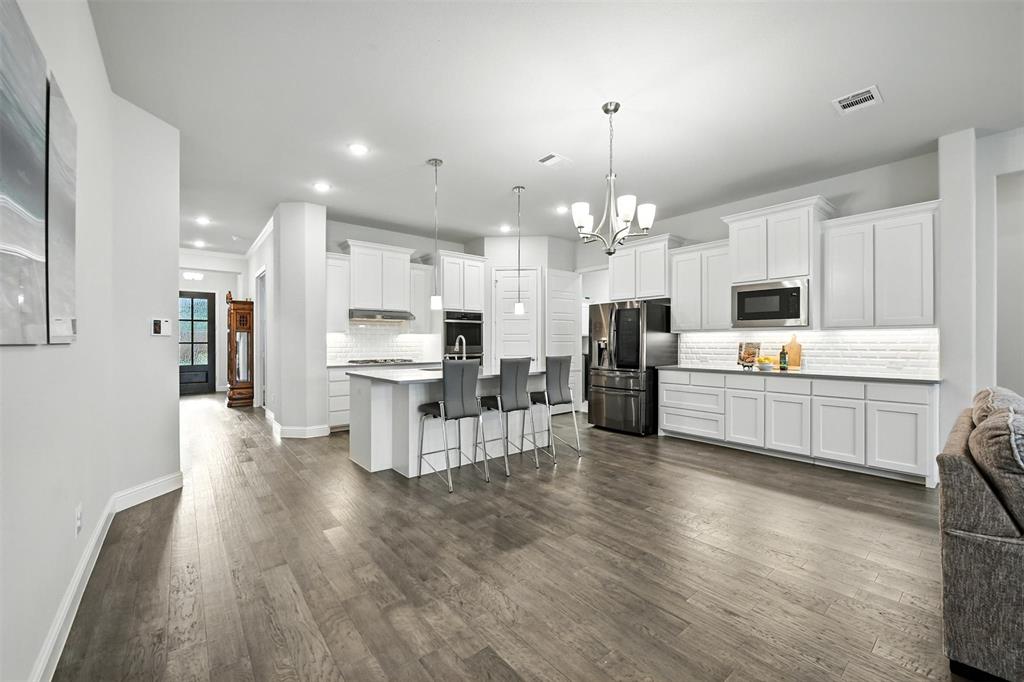 Flower Mound, Texas 76262, United States, 4 Bedrooms Bedrooms, ,3 BathroomsBathrooms,Residential,Active,173804