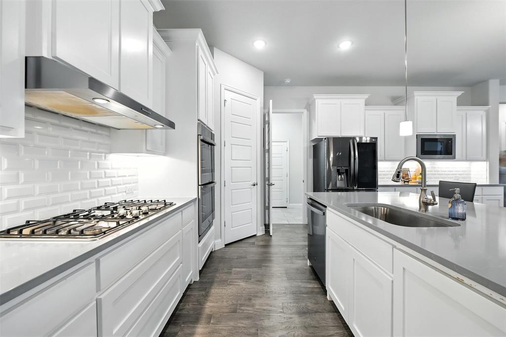 Flower Mound, Texas 76262, United States, 4 Bedrooms Bedrooms, ,3 BathroomsBathrooms,Residential,Active,173804