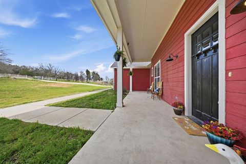 Tiny photo for 3050 County Road 178, Gainesville, TX 76240 (MLS # 21210219)